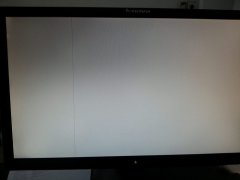 雨林木风xp系统白屏问题应如何处理？